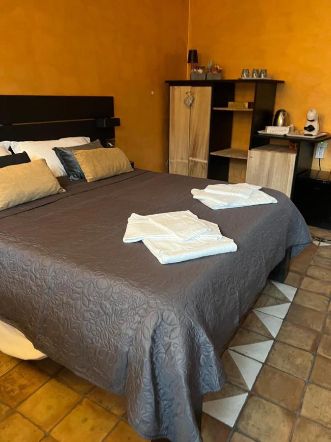 Marieta Rooms Sarzana Exterior foto