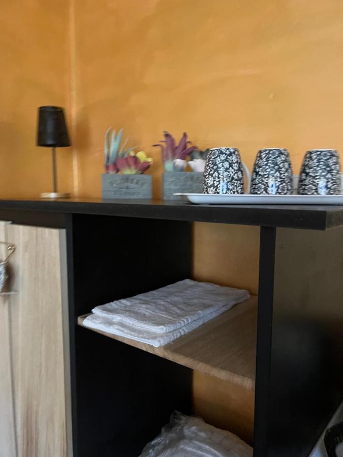 Marieta Rooms Sarzana Exterior foto
