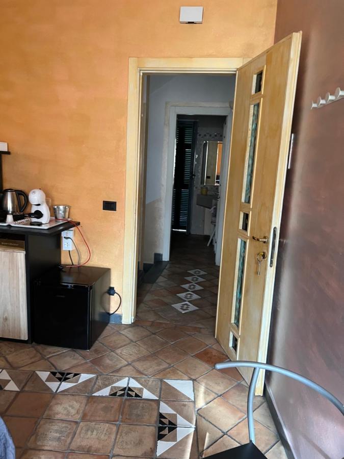 Marieta Rooms Sarzana Exterior foto