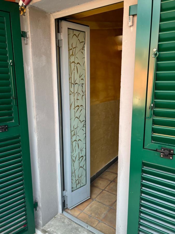 Marieta Rooms Sarzana Exterior foto