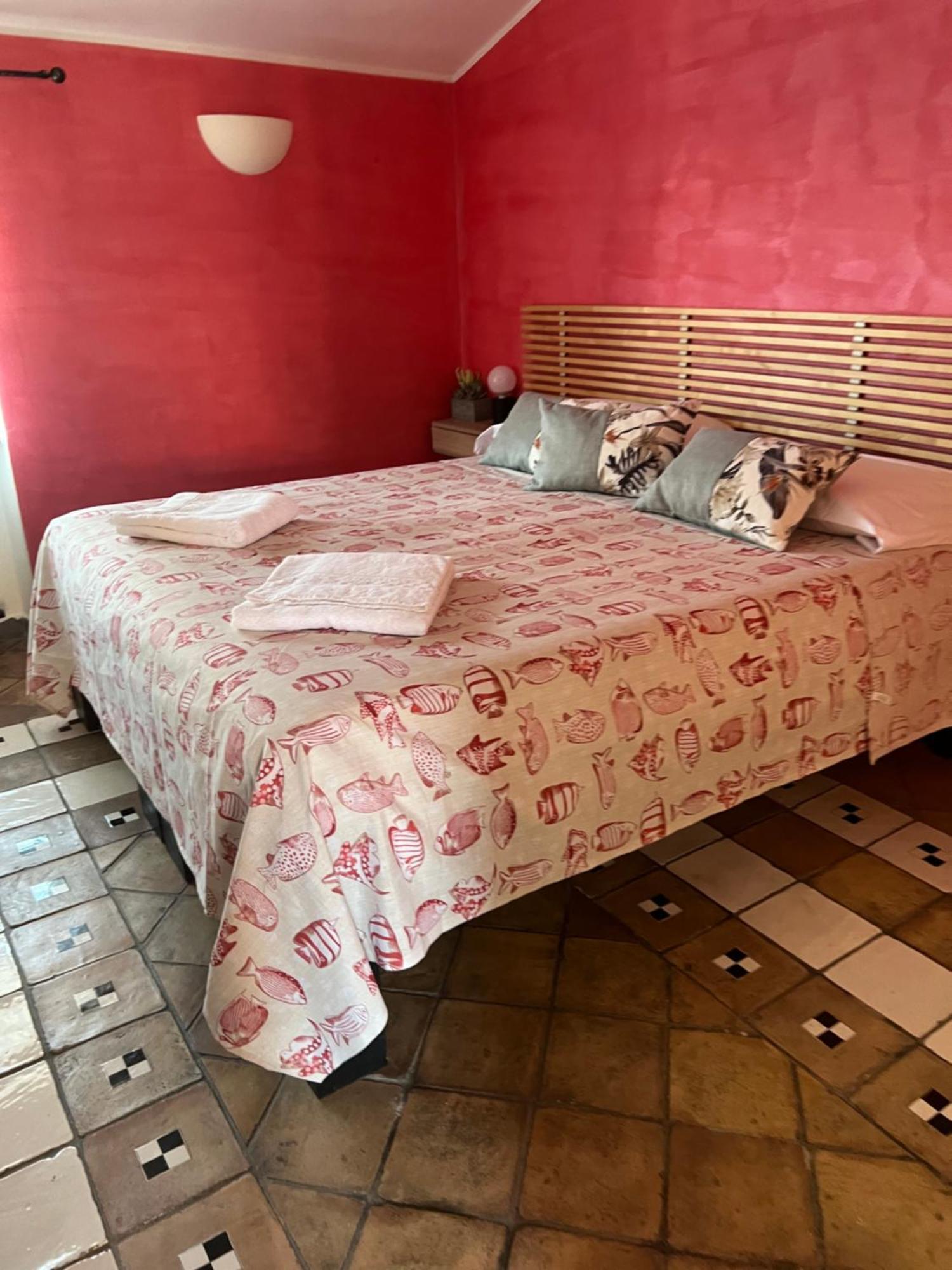Marieta Rooms Sarzana Exterior foto