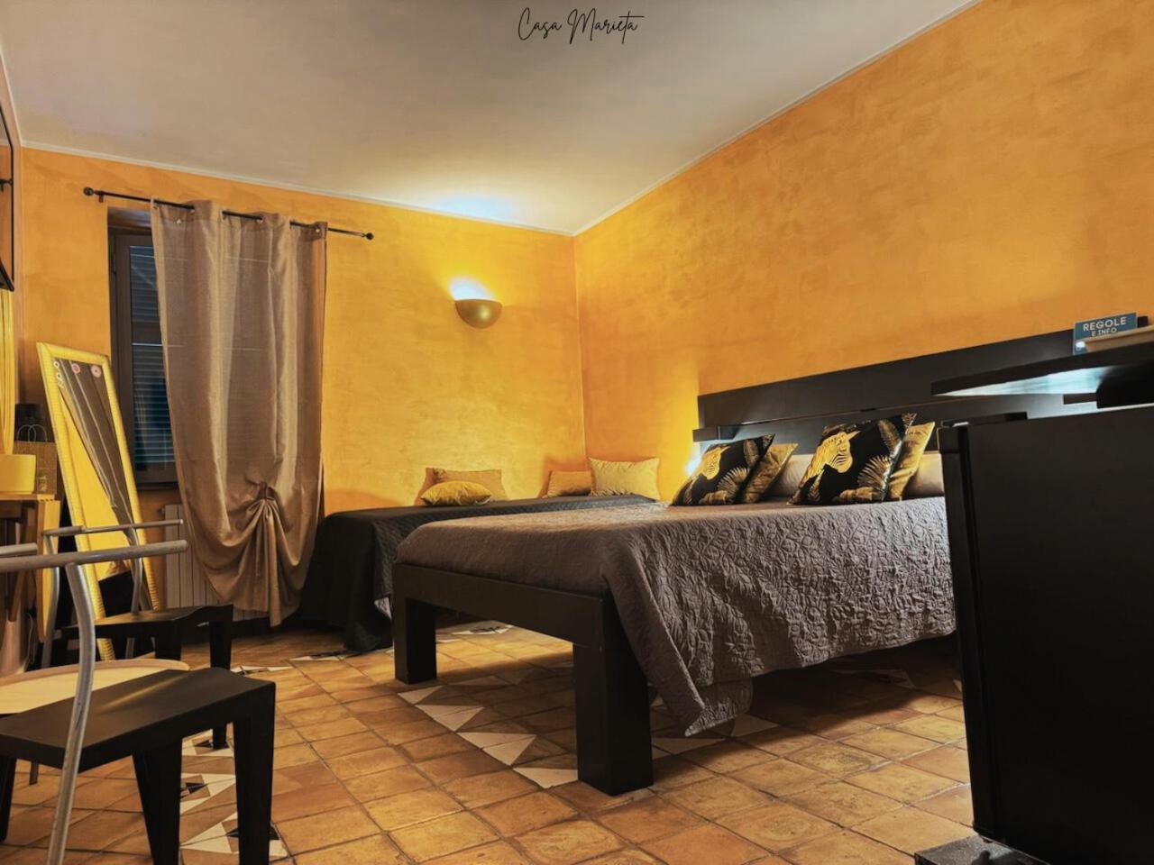 Marieta Rooms Sarzana Exterior foto